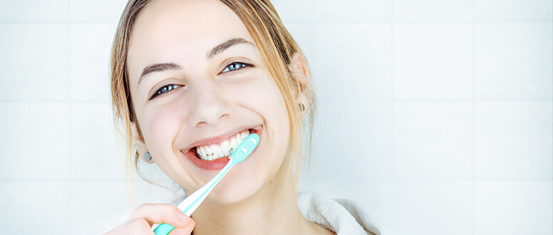 Como escovar os dentes em 5 passos