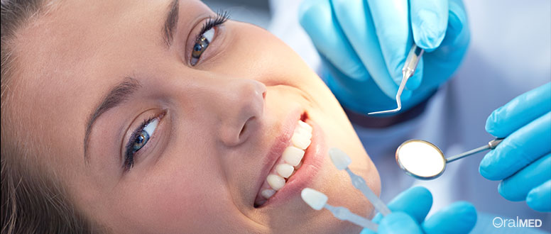 Fale com o seu dentista sobre facetas dentárias.