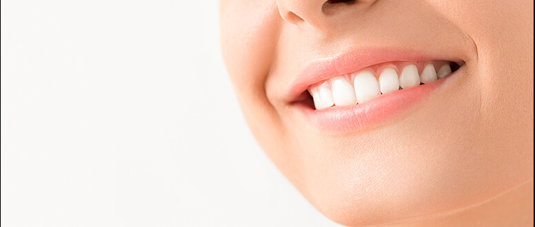 Branqueamento dentário: saiba como pode fazê-lo