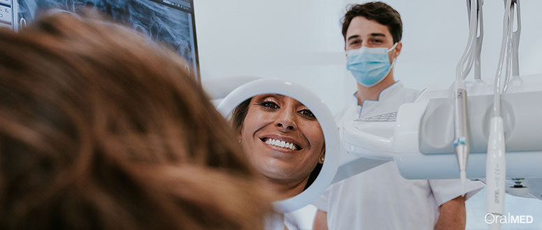 Monica Jardim é Paciente nas clinicas OralMED Medicina Dentaria