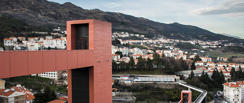 Abriu a clinica OralMED Covilhã