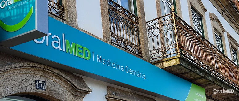 Abriu a clinica OralMED Covilhã