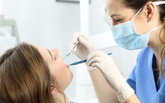 Nem todos os dentes do siso estão totalmente à superfície.