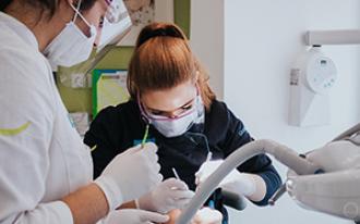 Aparelho dentário: qual é o tempo médio de tratamento?