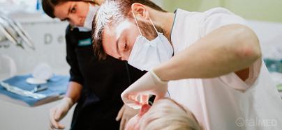 Falta de osso? Os implantes dentários resolvem