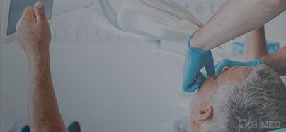 Falta de osso? Os implantes dentários resolvem! 
