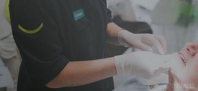 dores após implantes dentarios